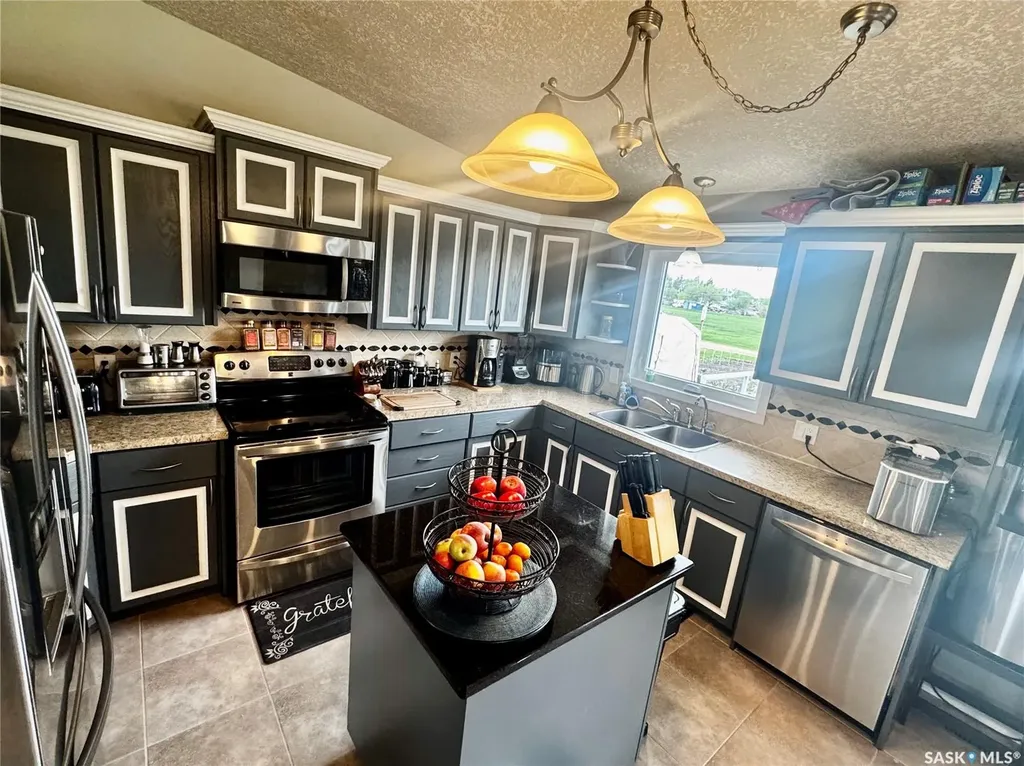 515 1st Street NW Preeceville SK S0A 3B0