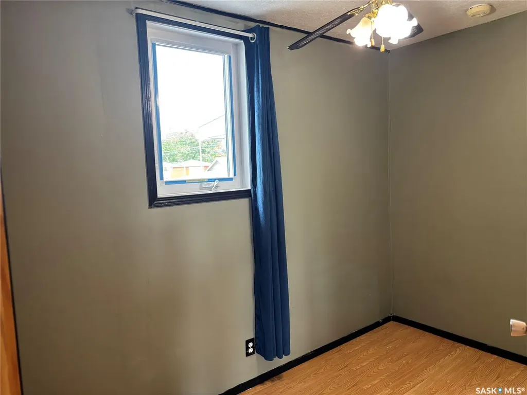 1012 Stadacona Street E Moose Jaw SK S6H 0K9