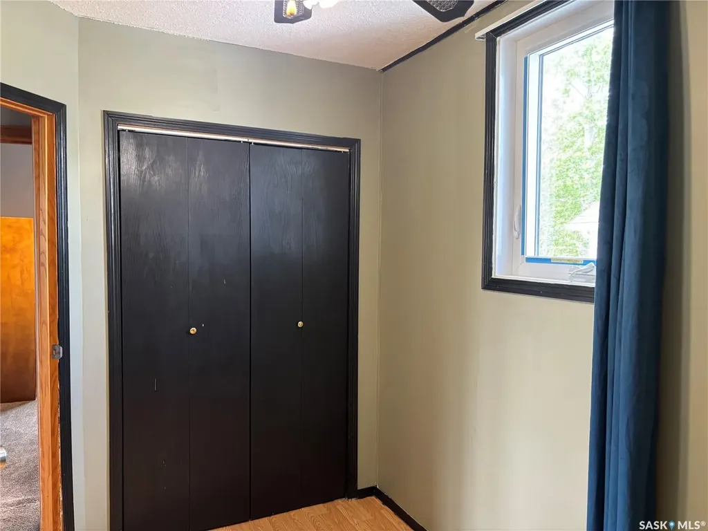 1012 Stadacona Street E Moose Jaw SK S6H 0K9