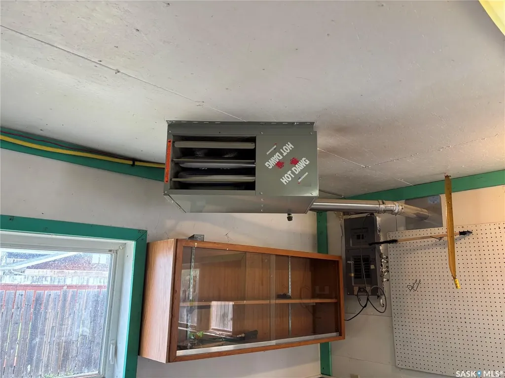1012 Stadacona Street E Moose Jaw SK S6H 0K9