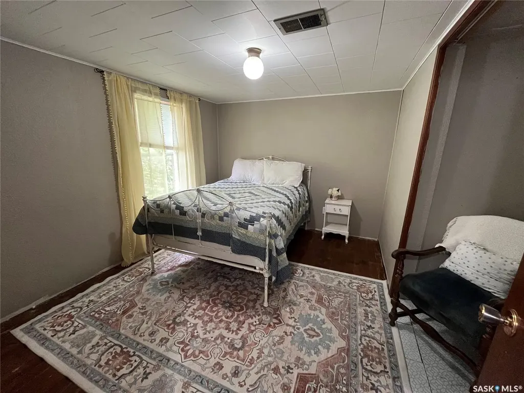 326 Saskatchewan Avenue Kerrobert SK S0L 1R0