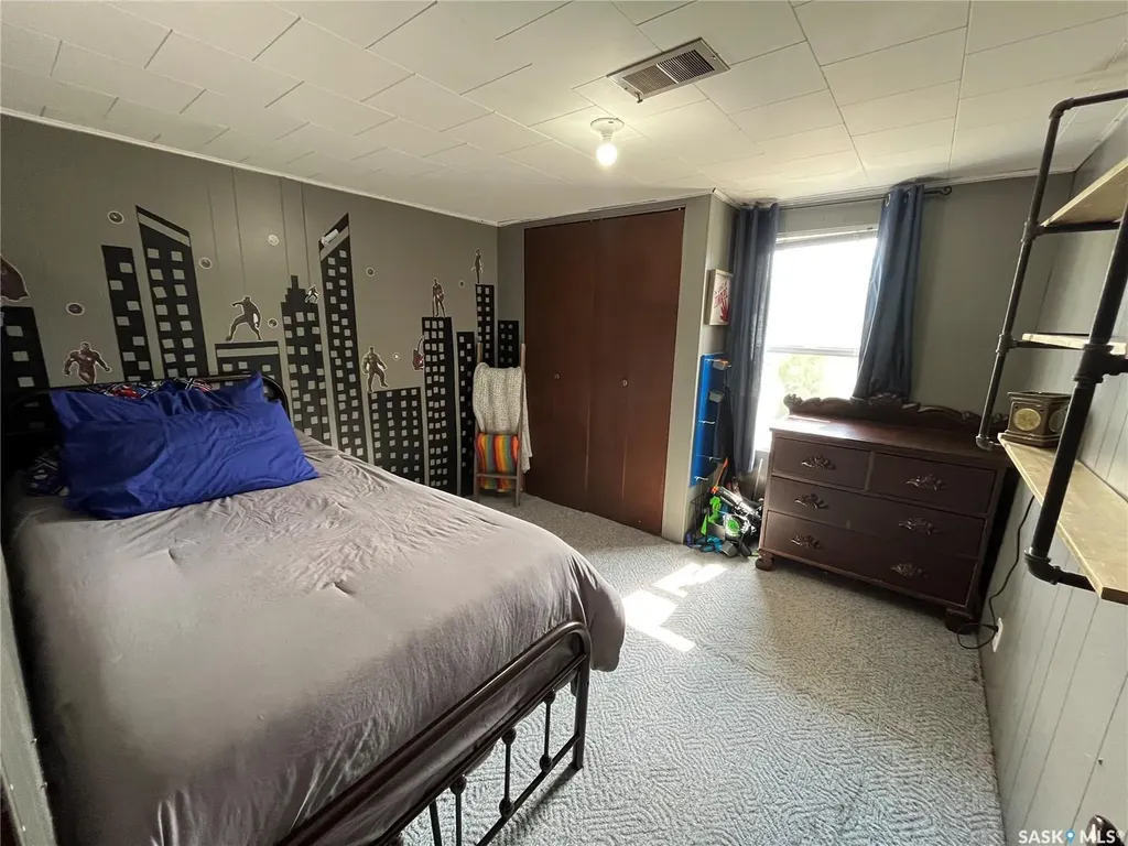 326 Saskatchewan Avenue Kerrobert SK S0L 1R0