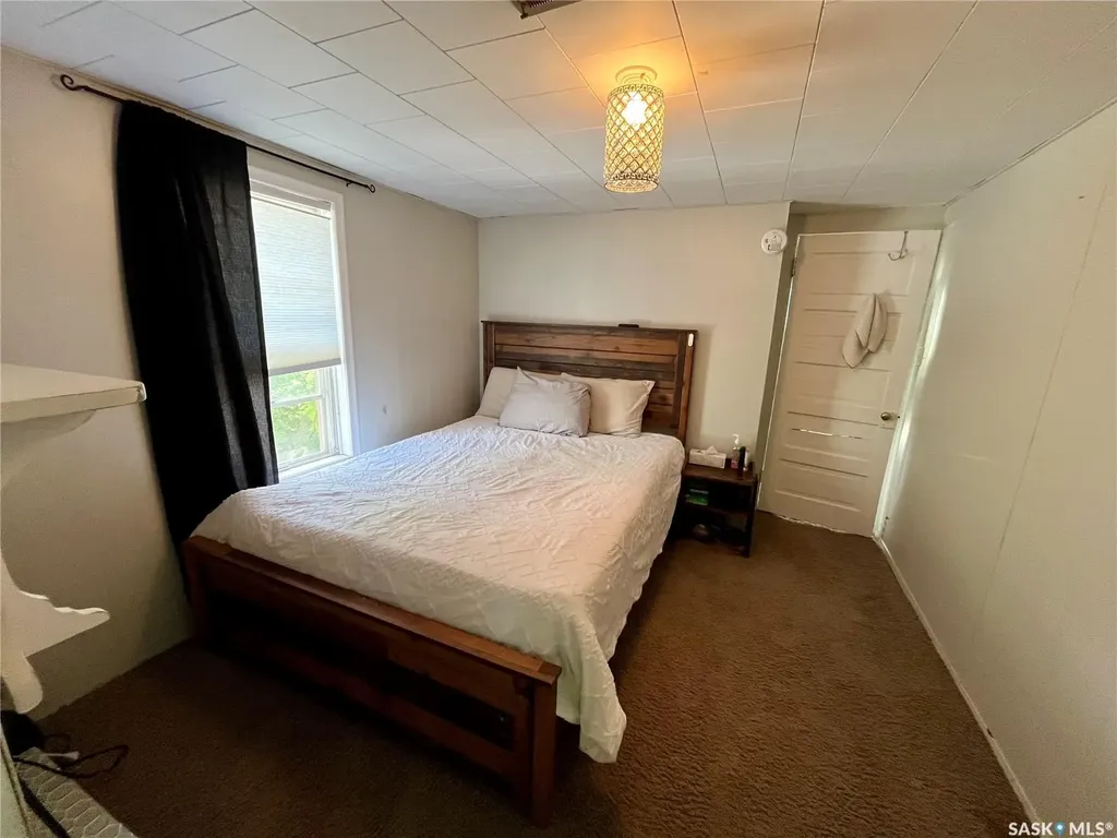 326 Saskatchewan Avenue Kerrobert SK S0L 1R0