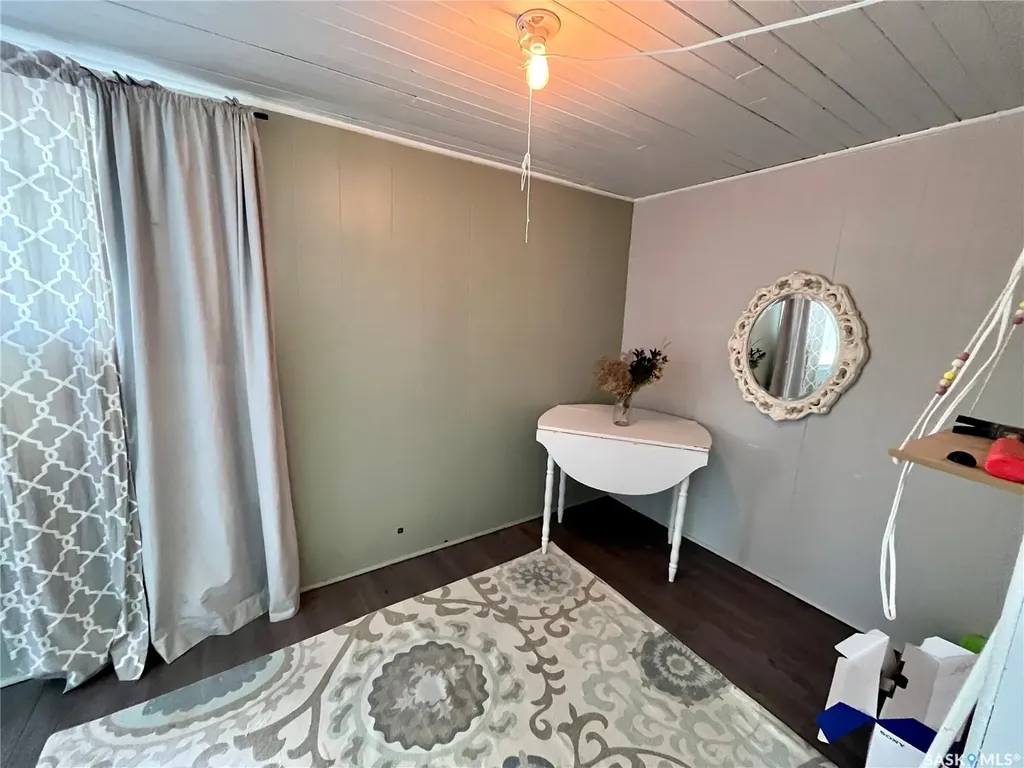 326 Saskatchewan Avenue Kerrobert SK S0L 1R0
