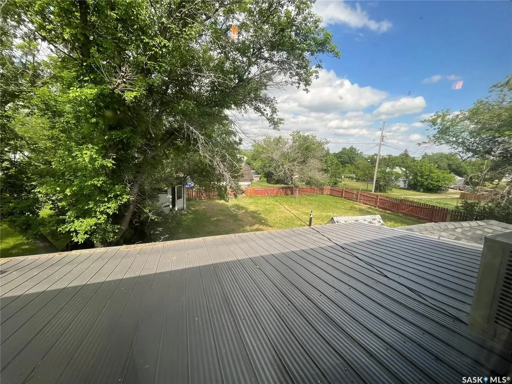326 Saskatchewan Avenue Kerrobert SK S0L 1R0