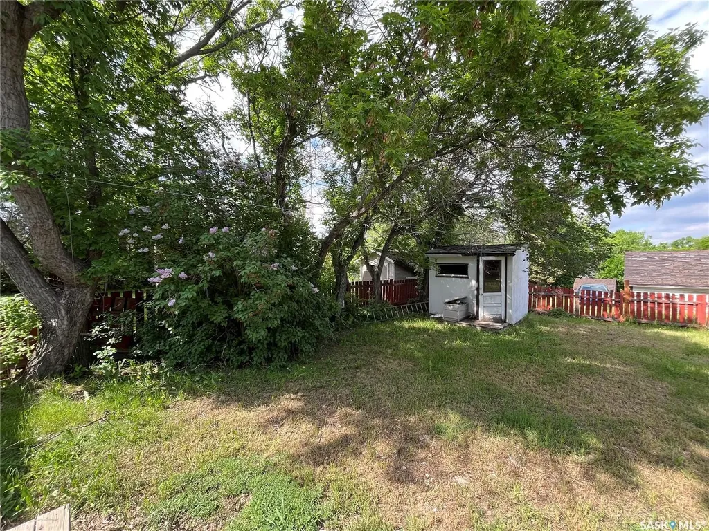 326 Saskatchewan Avenue Kerrobert SK S0L 1R0