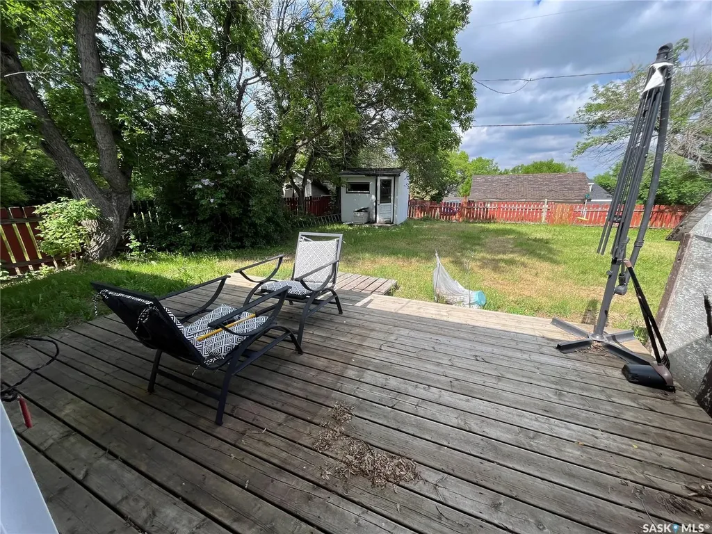 326 Saskatchewan Avenue Kerrobert SK S0L 1R0