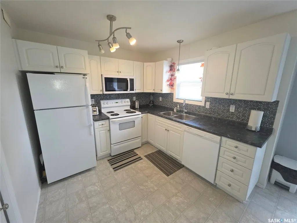 135 Pawlychenko Lane Saskatoon SK S7V 1K2
