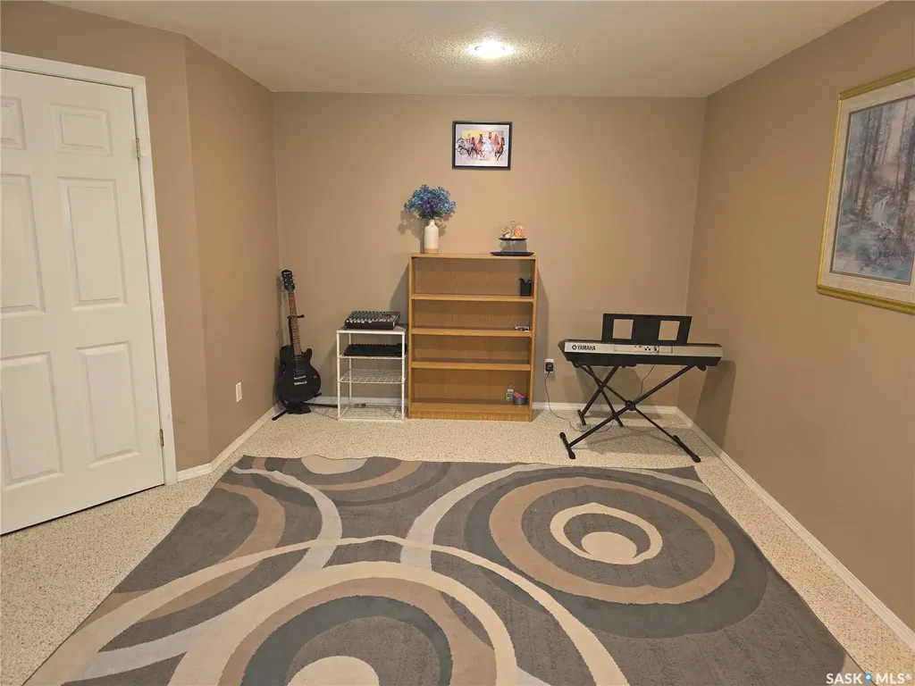 135 Pawlychenko Lane Saskatoon SK S7V 1K2