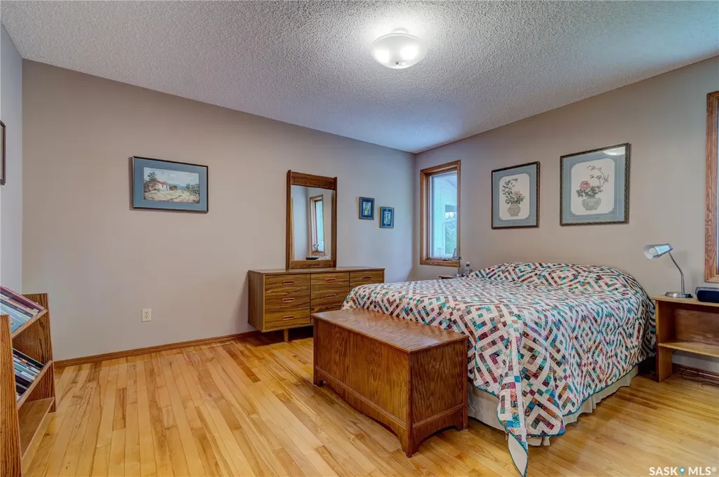214 Par Place N Regina SK S4Y 1H3