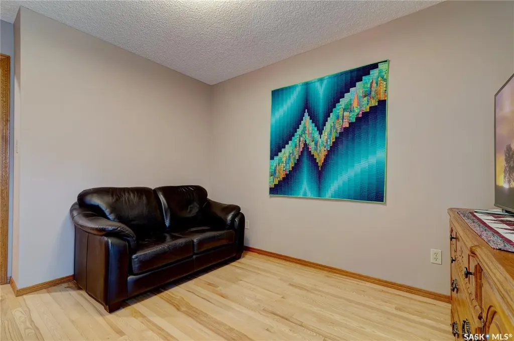 214 Par Place N Regina SK S4Y 1H3