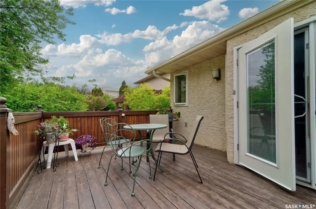 214 Par Place N Regina SK S4Y 1H3
