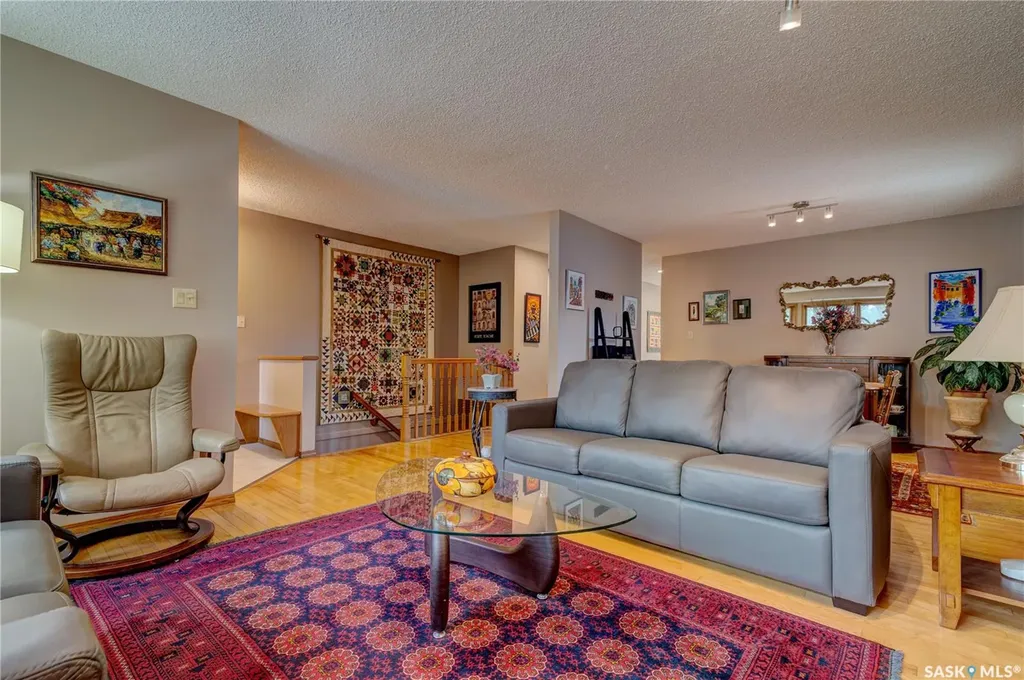 214 Par Place N Regina SK S4Y 1H3