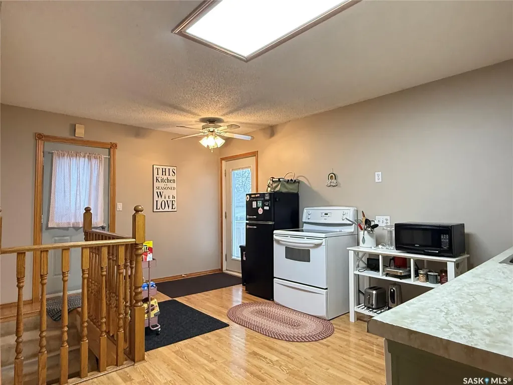 127 6th Avenue W Melville SK S0A 2P0