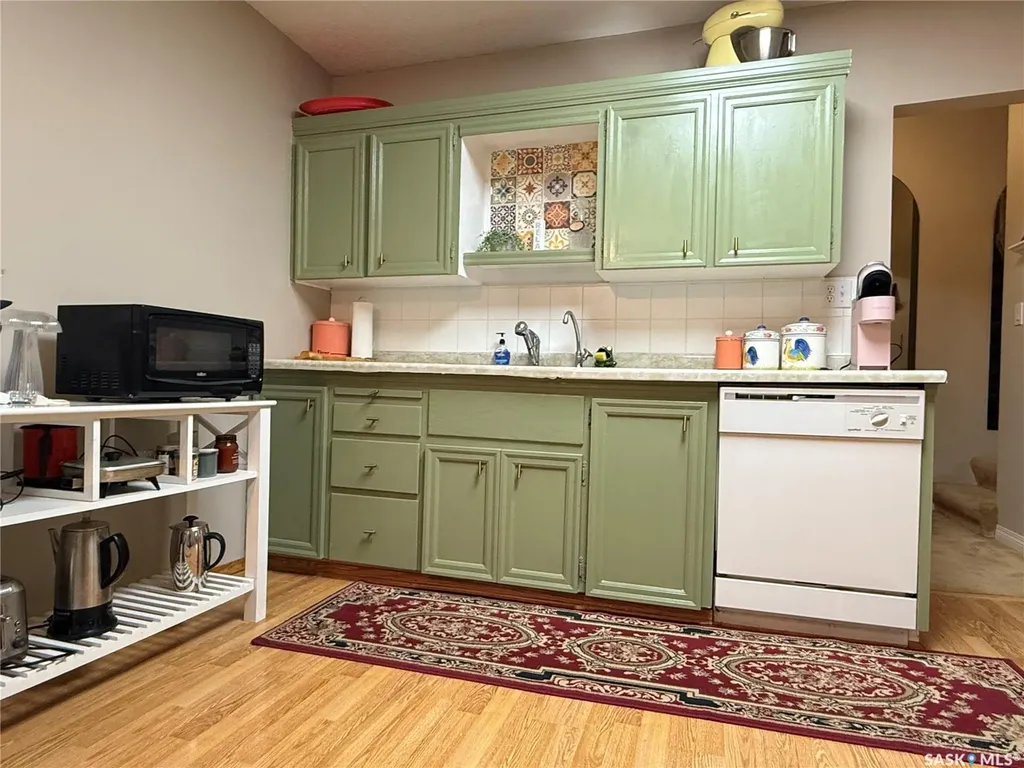 127 6th Avenue W Melville SK S0A 2P0
