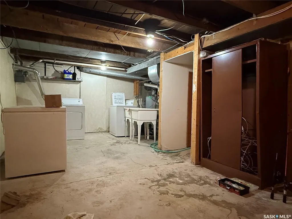127 6th Avenue W Melville SK S0A 2P0