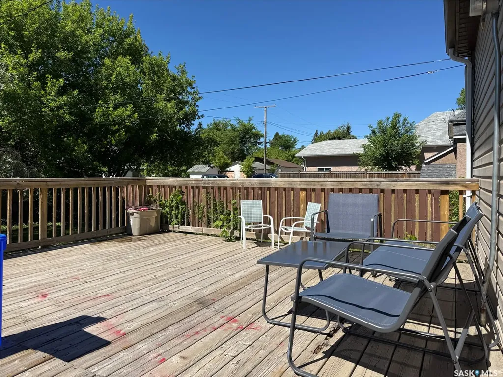 127 6th Avenue W Melville SK S0A 2P0
