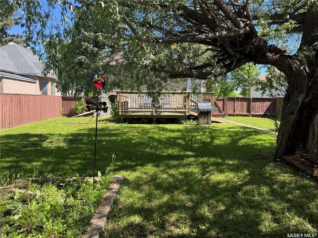 127 6th Avenue W Melville SK S0A 2P0