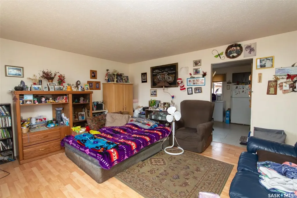 1402 112th Street North Battleford SK S9A 3B2