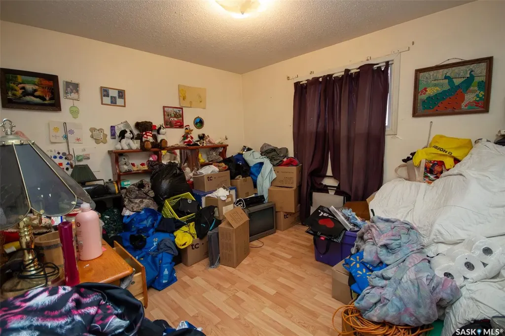 1402 112th Street North Battleford SK S9A 3B2