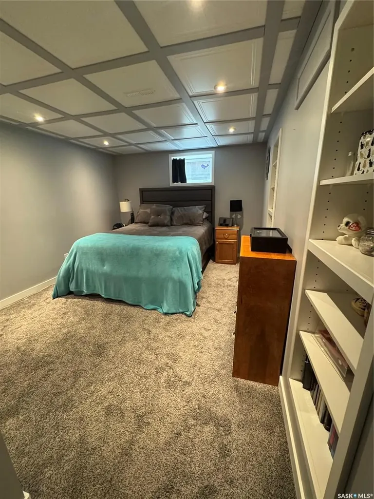 2808 Park Street Regina SK S4N 2H6