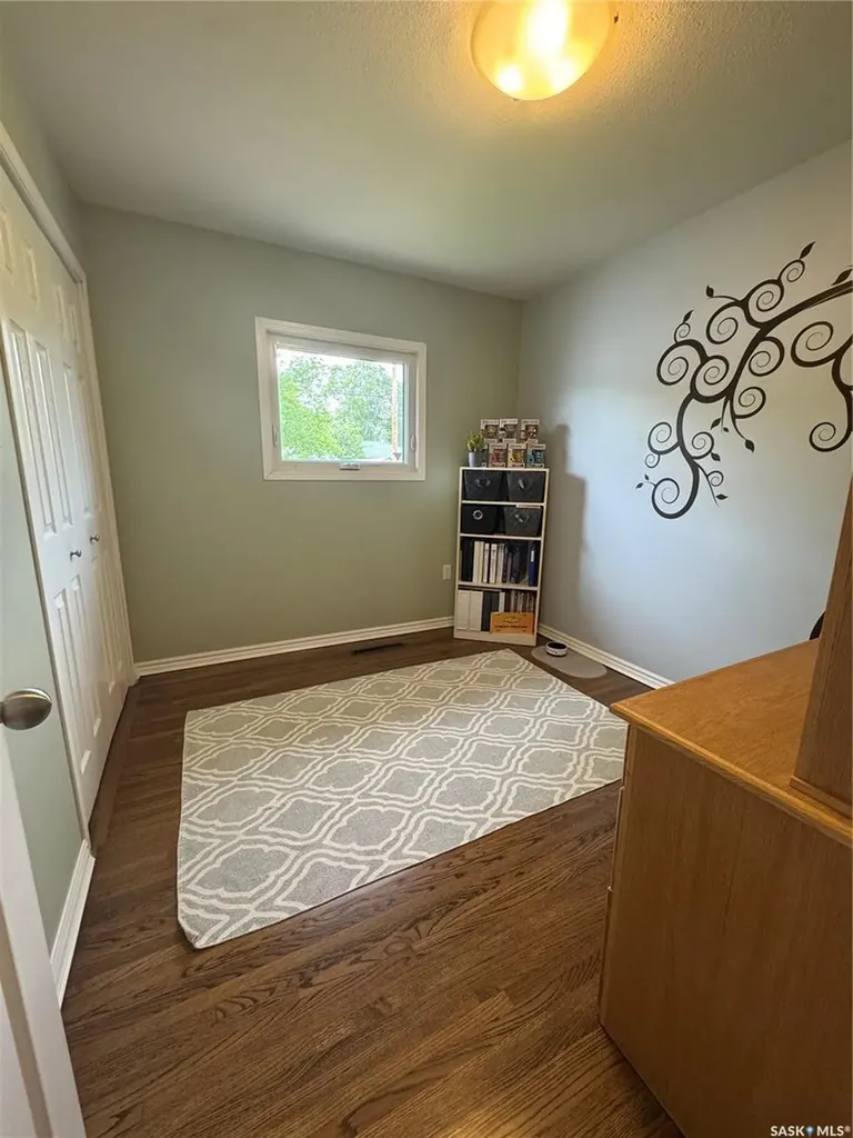 2808 Park Street Regina SK S4N 2H6