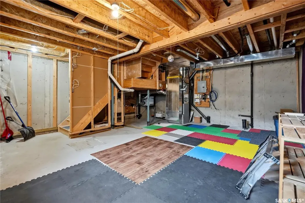 5762 Gordon Road Regina SK S4W 0M1