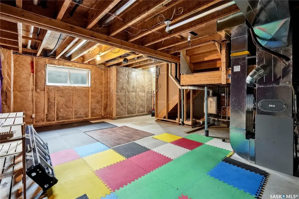 5762 Gordon Road Regina SK S4W 0M1