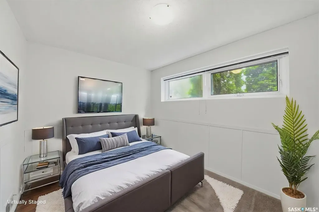 15 Selkirk Crescent Saskatoon SK S7L 4J4