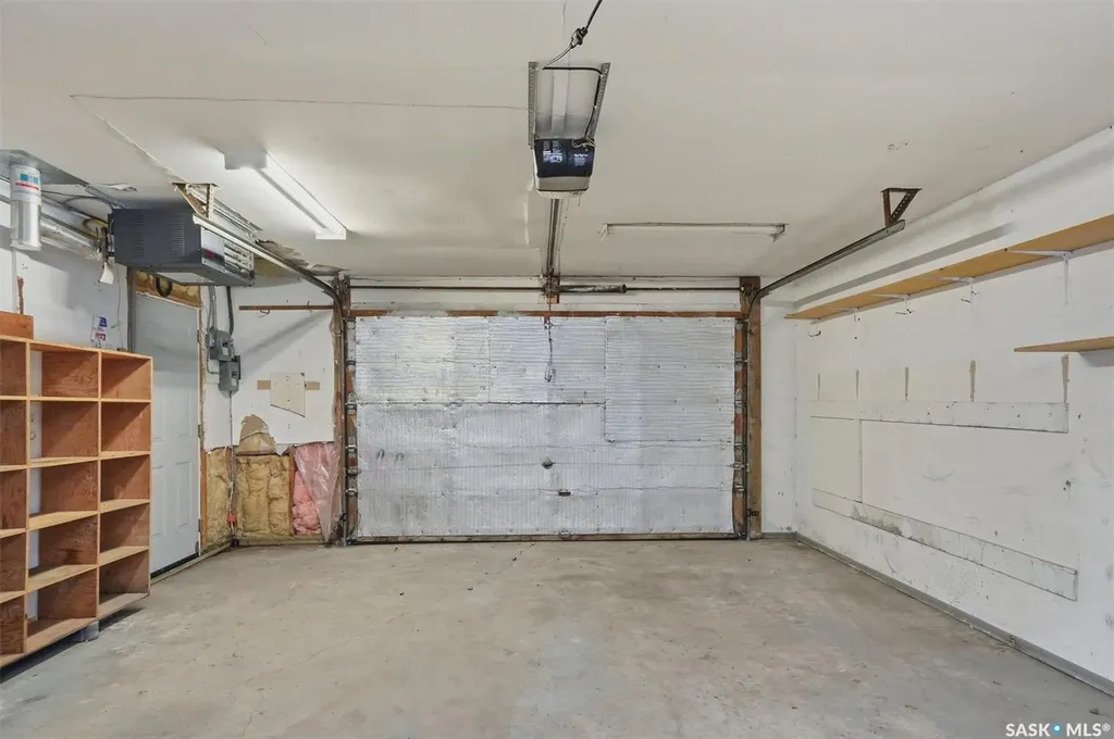 15 Selkirk Crescent Saskatoon SK S7L 4J4