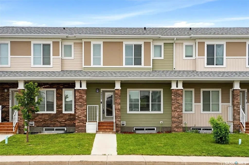 5032 Primrose Green Drive E Regina SK S4V 3S5