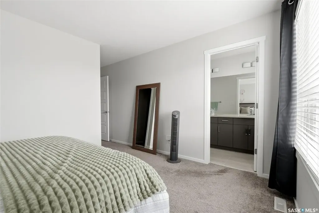 5032 Primrose Green Drive E Regina SK S4V 3S5