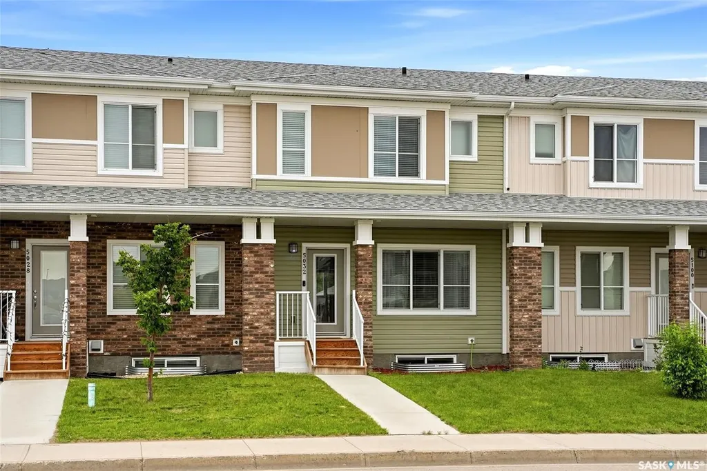 5032 Primrose Green Drive E Regina SK S4V 3S5