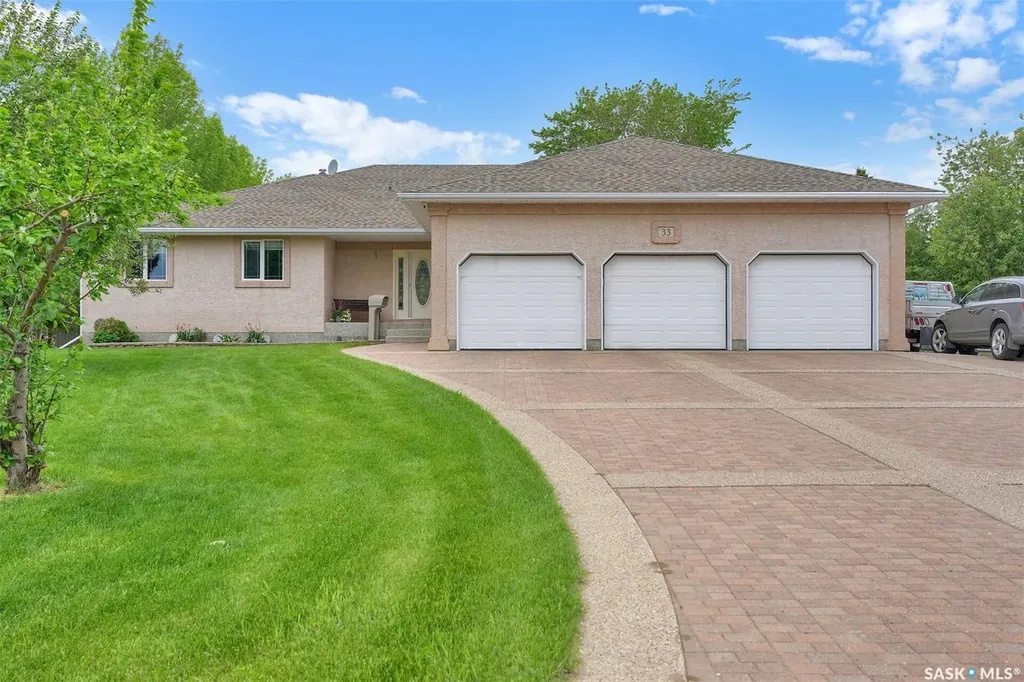 33 Lott Road White City SK S4L 5B1