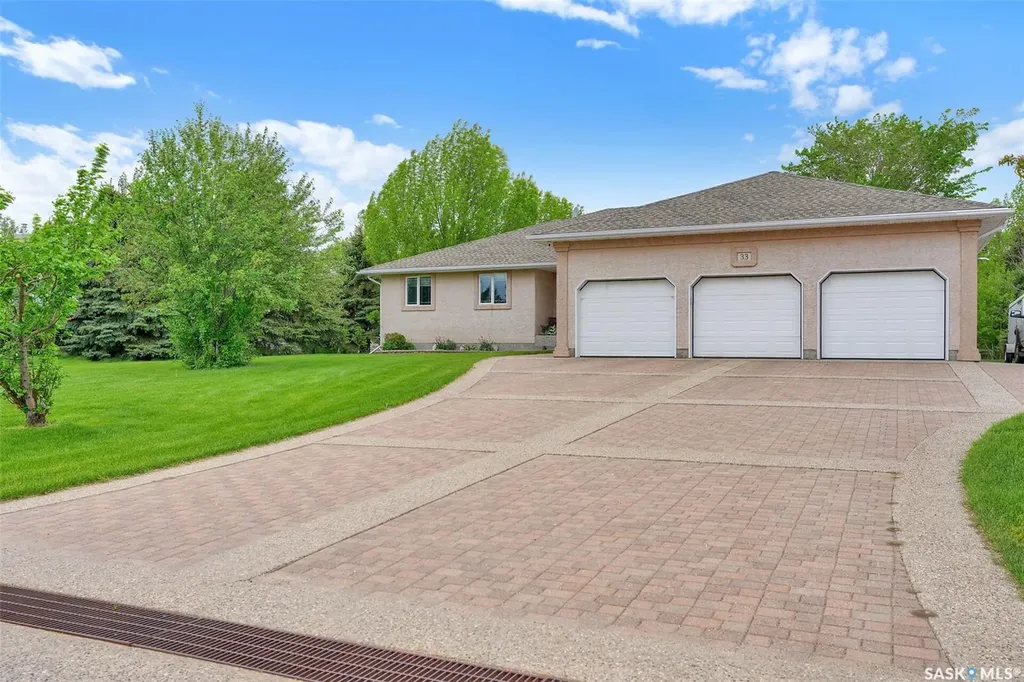 33 Lott Road White City SK S4L 5B1