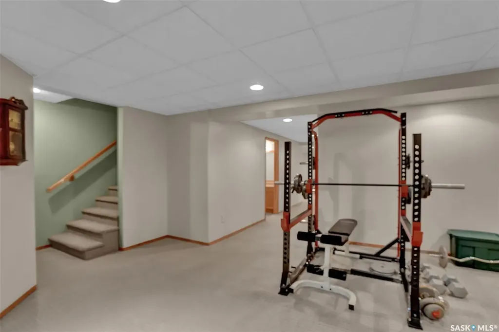 33 Lott Road White City SK S4L 5B1