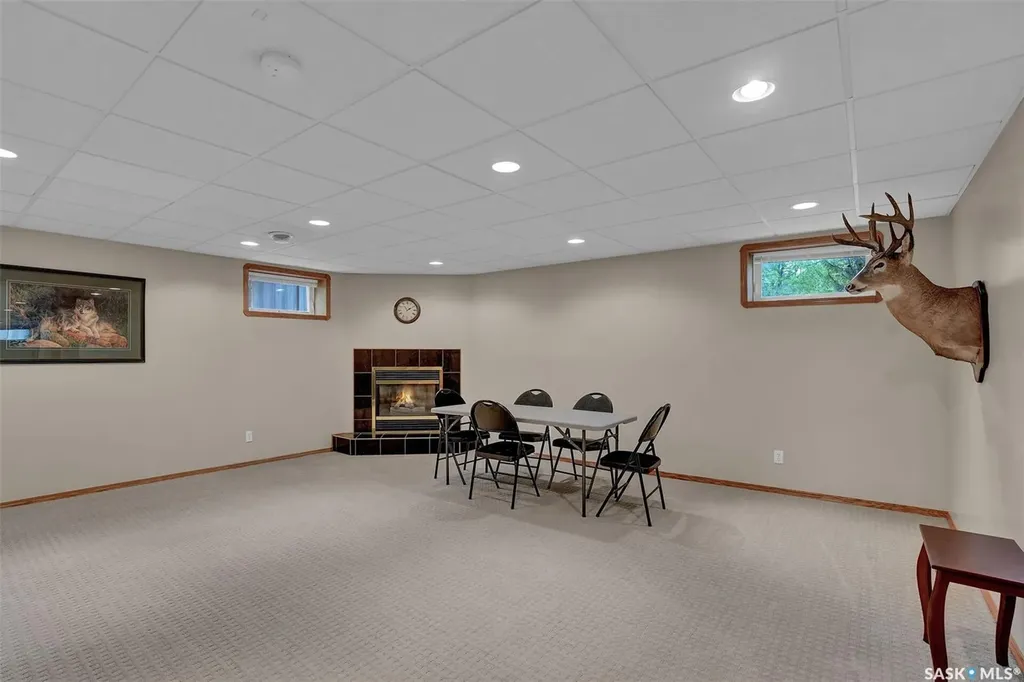 33 Lott Road White City SK S4L 5B1