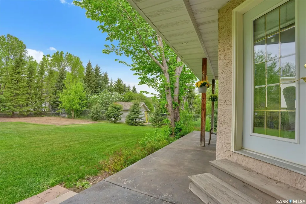33 Lott Road White City SK S4L 5B1