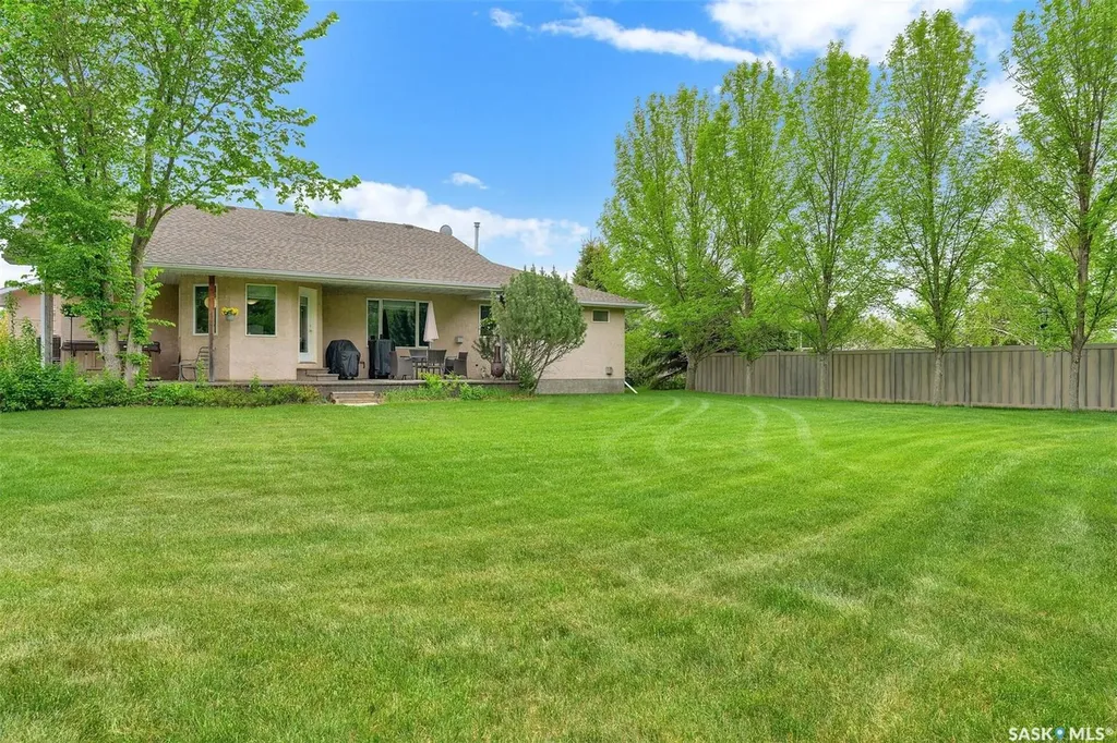 33 Lott Road White City SK S4L 5B1