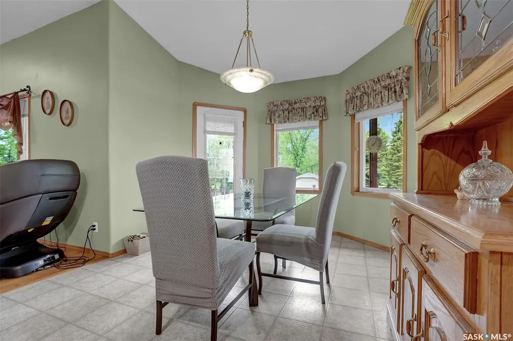 33 Lott Road White City SK S4L 5B1