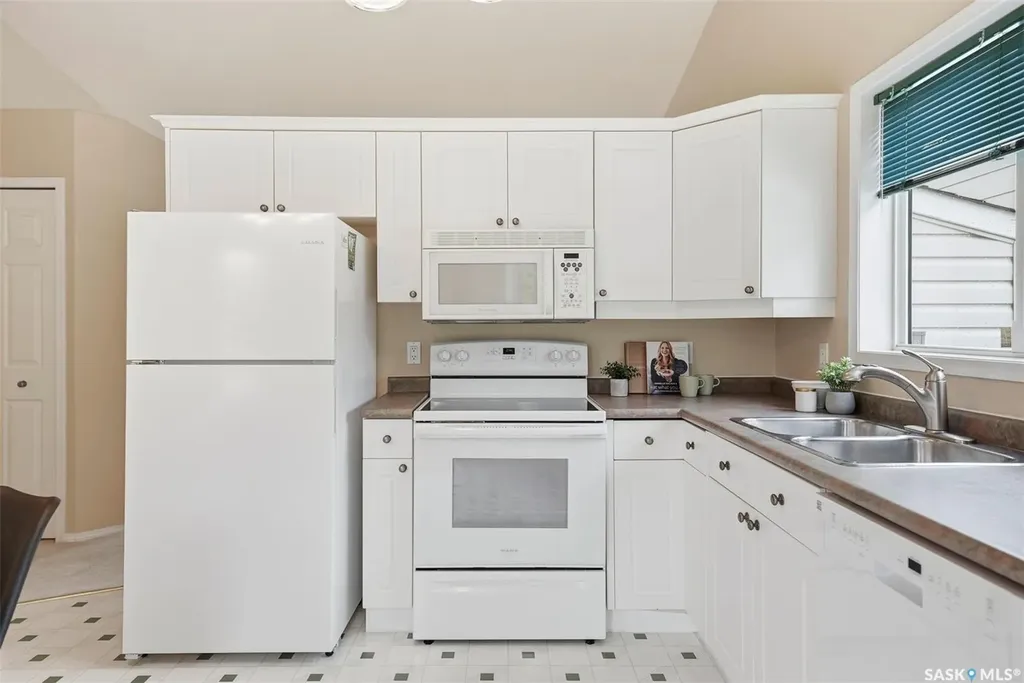 223 Wedge Road Saskatoon SK S7L 6E8