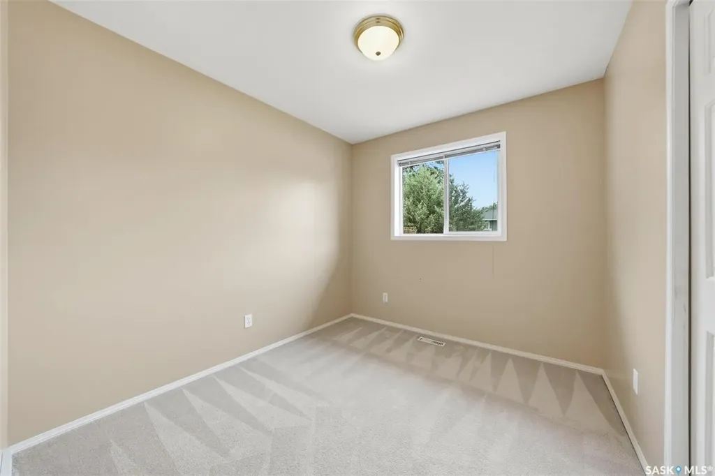 223 Wedge Road Saskatoon SK S7L 6E8