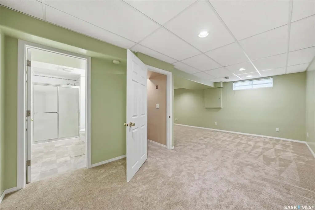 223 Wedge Road Saskatoon SK S7L 6E8