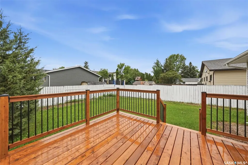 223 Wedge Road Saskatoon SK S7L 6E8