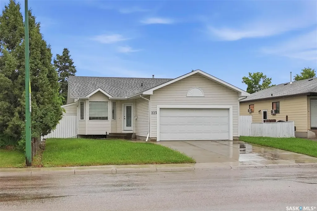 223 Wedge Road Saskatoon SK S7L 6E8