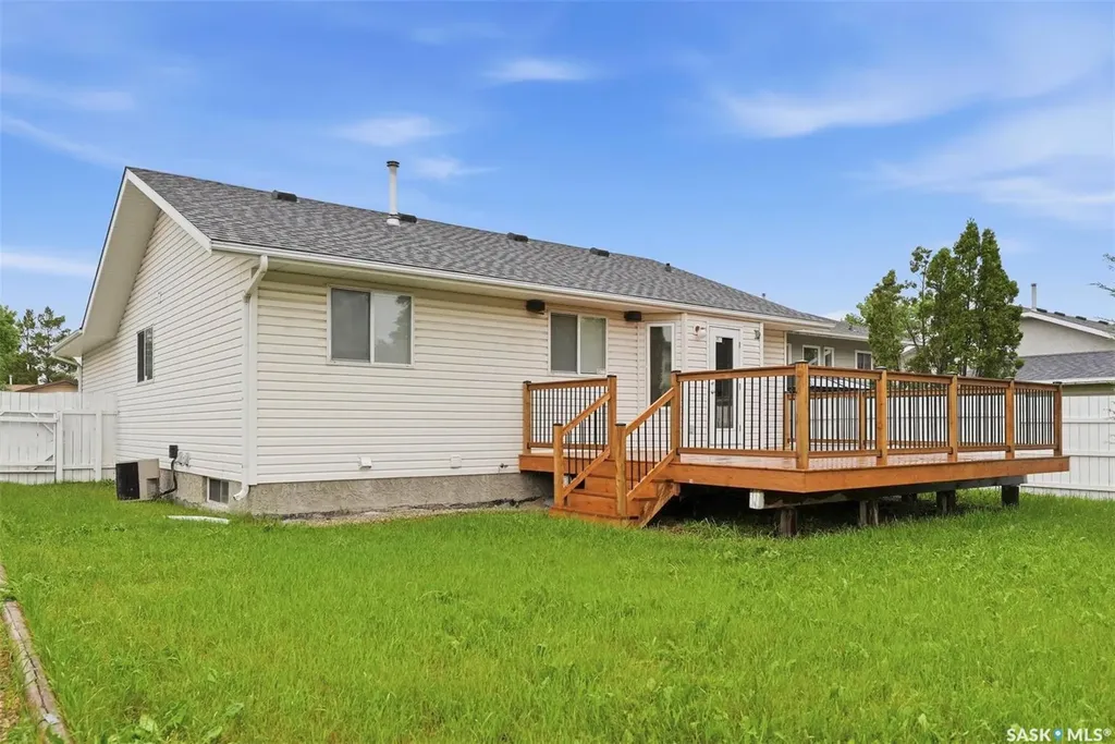 223 Wedge Road Saskatoon SK S7L 6E8