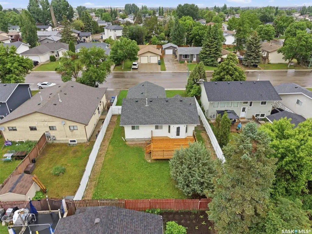 223 Wedge Road Saskatoon SK S7L 6E8