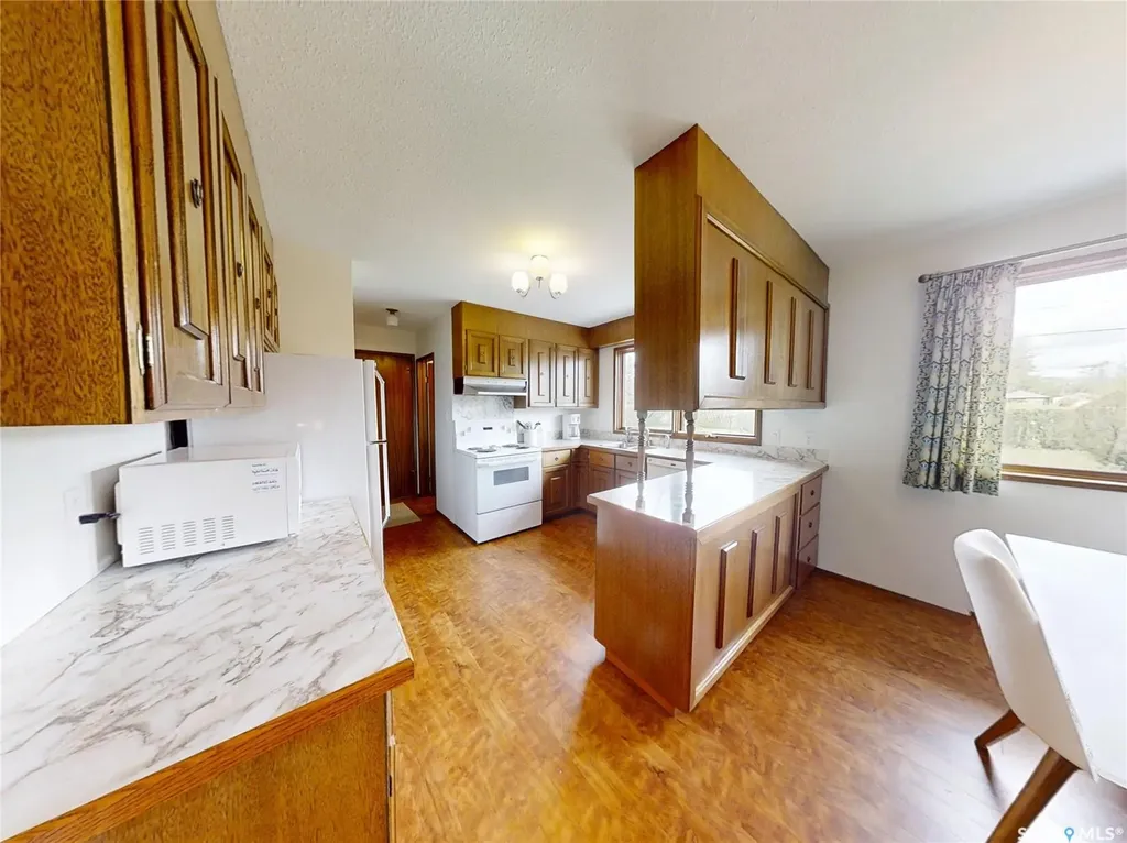 201 2nd Avenue E Eatonia SK S0L 0Y0