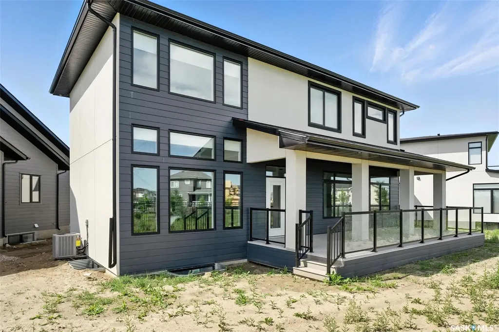 319 Woolf Bay Saskatoon SK S7W 1E5