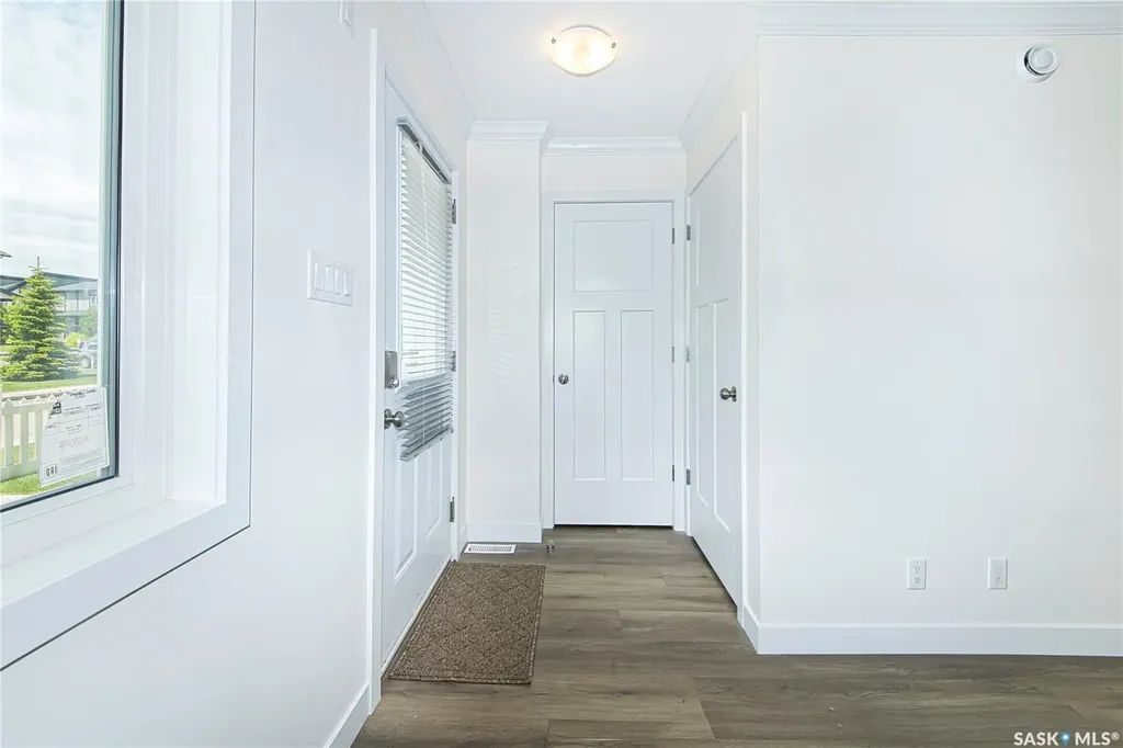 250 Akhtar Bend Saskatoon SK S7W 0W4